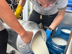 -义顺牛奶公司(新马路老店)