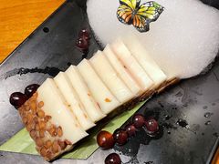 泡沫椰奶红豆糕-雀舞云南菜(天津天河城购物中心店)