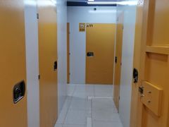 -安东易迷你自助仓储寄存仓库(杨浦店)