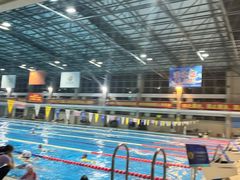 -奥冠体育华师附中恒温游泳馆