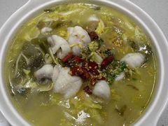 -鱼你在一起(浦东新陆家嘴滨江中心店)