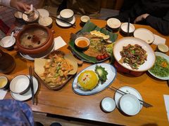 -老滇山寨•云南特色菜•地方菜•民族风情歌舞表演(金碧店)