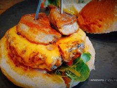 -HIGH FIVE哈福手工汉堡(桂林路店)