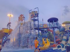 -欢乐水魔方水世界