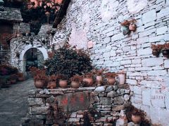 -高荡千年布依古寨旅游景区