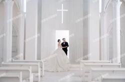 -都市丽人婚纱摄影