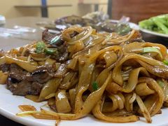 炒牛河-美食店(华贵路店)