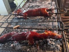 -黄记四更烤乳猪店