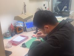 -亨吉利世界名表中心(群光店)