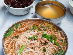 -正宗杨记普洱酸醋米线(总店)