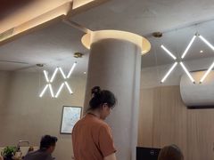 -灸春堂·艾灸·痛症·整脊连锁(之江银泰店)