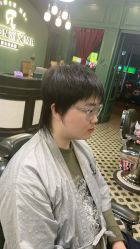 -海文先生国潮烫染男士理发馆