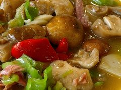 青红椒老火腿烩青头菌-菌海森林·非遗野生菌火锅(西山区滇池路摩根道店)