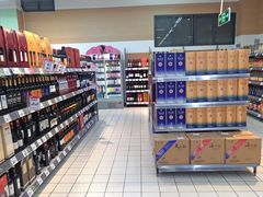 -沃尔玛(前山店)