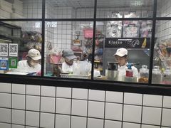 -爱上花开·蛋糕·安佳动物奶油轻奢私人定制(凯德店)