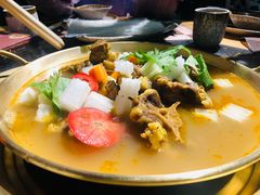 -顶顶汤火牛排火锅·经典铜锅涮肉