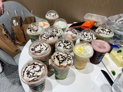 -星巴克臻选(莘庄仲盛店)