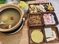 -菌小白·野生菌火锅(时尚天河店)