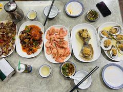 -四川小胡子海鲜(丁村万人海鲜广场店)