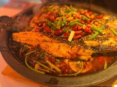 -鸣记脆皮烤鱼·海鲜烤鱼(三八广场店)