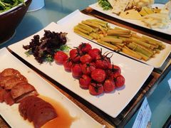 -唐拉雅秀酒店-西锦汇空中BBQ·思创餐厅