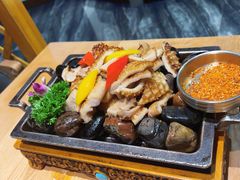 -哈啾嗨·新概念蒙餐(红星新城店)