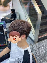 -藤野造型专业烫染接发