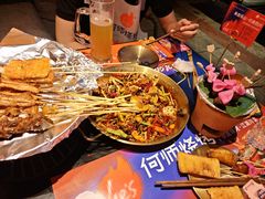 -何师烧烤Pro ·江湖川菜·小龙虾·精酿(太古里旗舰店)