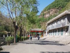 -龙潭大峡谷