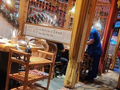 -老牌坊云南鱼豆花火锅(爱建店)