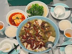 -姚姚酸菜鱼·金戈戈香港豉油鸡(喜荟城联名店)