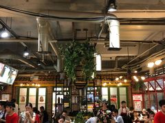 大堂-钢管厂歆瑞源油卤串串香(春熙路太古里店)