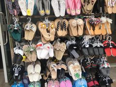 -亚龙湾亚泰商业街