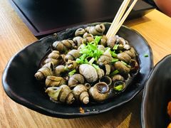 吸吸田螺-拾螺记螺蛳粉