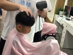 点击看大图 -Oh my head 儿童理发(丹尼斯大卫城店)