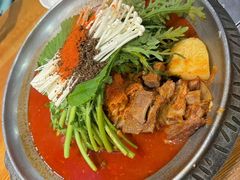 -喇喇排骨火锅·传统韩式脊骨汤(望京西园总店)