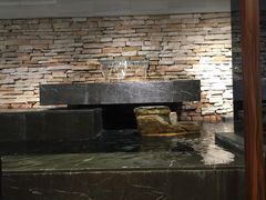 -上海虹桥君丽假日酒店(娄山关路地铁站店)