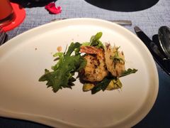 芝麻菜色拉-弦月窗LUNETTE BY AMANDA(复兴路店)