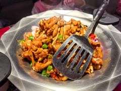 -蛙小侠·沸腾砂锅(南山欢乐颂店)
