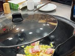 -屯老二农家铁锅炖·行业领军者(梅江店)