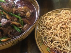 -一品红烧鸭特色川菜(三岔湖店)