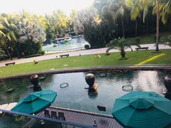 -三亚湾海居铂尔曼度假酒店