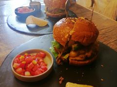 -HIGH FIVE哈福手工汉堡(桂林路店)