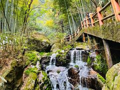 -藏龙百瀑风景区