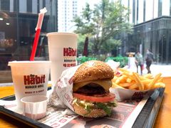 -The Habit Burger Grill 哈比特汉堡(复兴soho店)