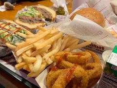 -The Habit Burger Grill 哈比特汉堡(复兴soho店)