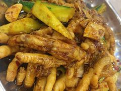 -江城燕子大排档(江汉路步行街店)