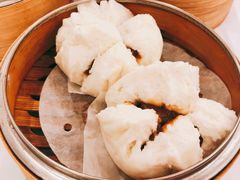 蜜汁叉烧包-凤城酒家(渣华道)