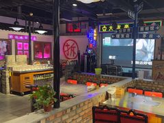 -马路牙子烧烤音乐酒馆(望京店)