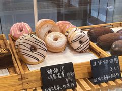 -焙丽拾光(麦凯乐直营店)